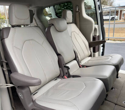 2017 Chrysler Pacifica Touring Plus