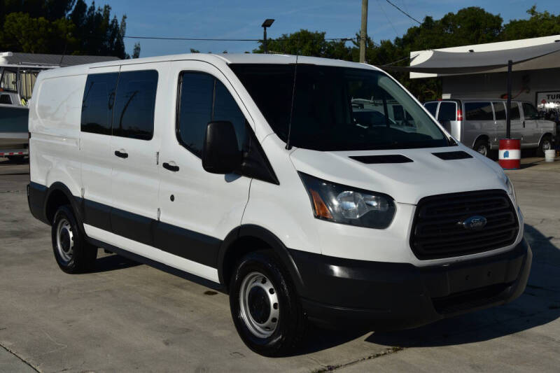 2017 Ford Transit Van Base's photo