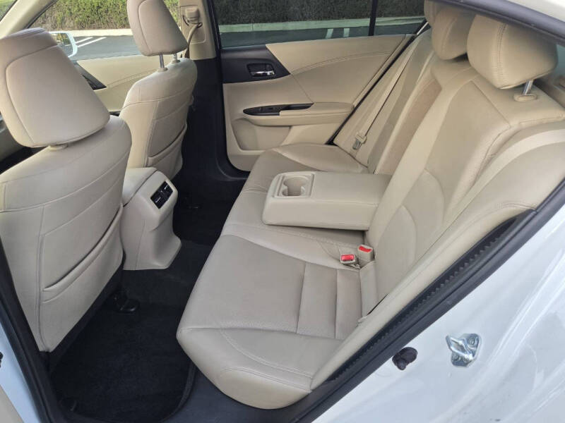 2017 Honda Accord Hybrid Touring