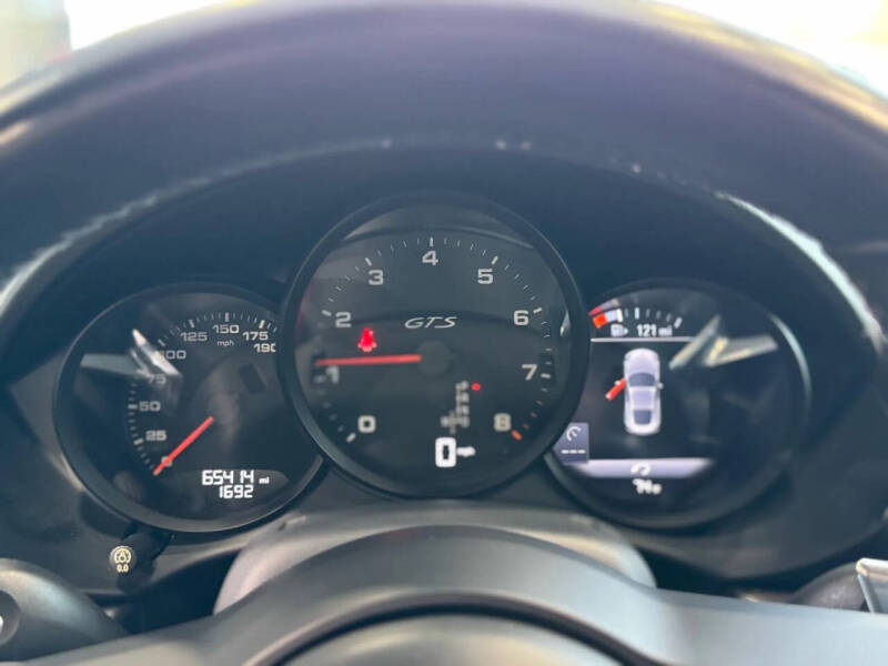 2018 Porsche 718 Cayman