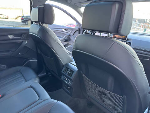 2020 Audi Q5 quattro Premium Plus 45 TFSI