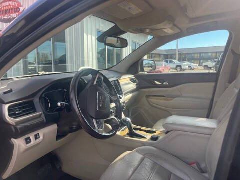 2018 GMC Acadia Denali