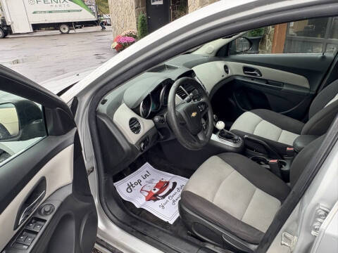 2012 Chevrolet Cruze LS