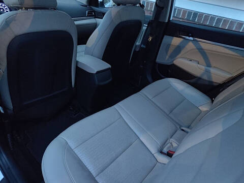 2020 Hyundai Elantra