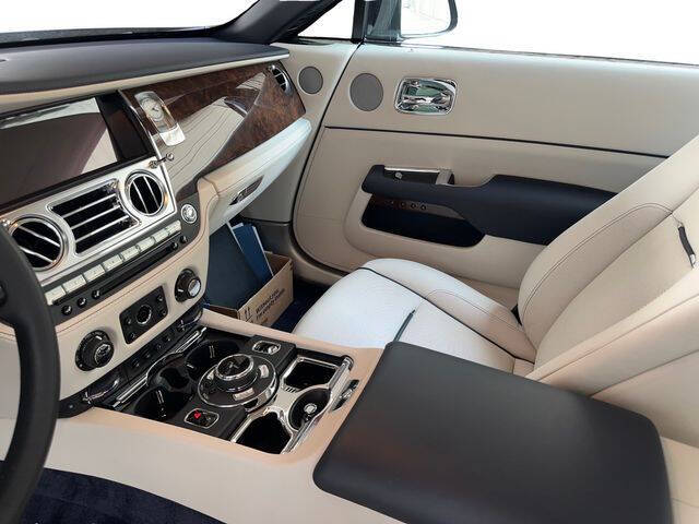 2020 Rolls-Royce Black Badge Dawn