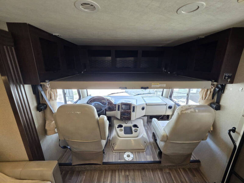 2018 Thor Motor Coach Ace 29.3