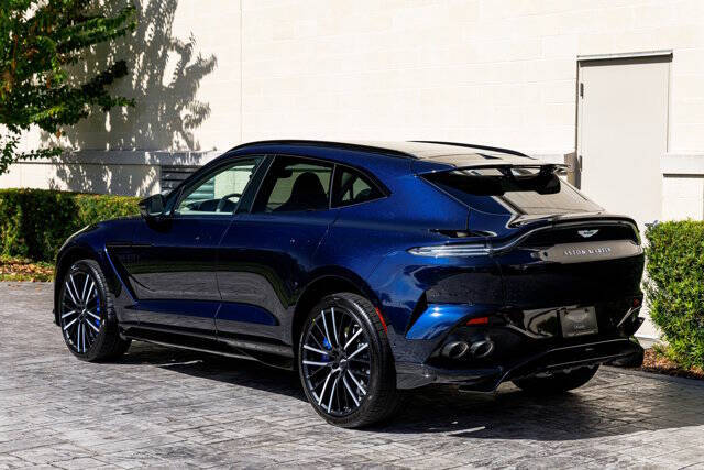 2026 Aston Martin DBX 707