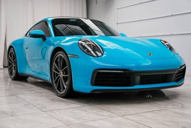2020 Porsche 911 Carrera