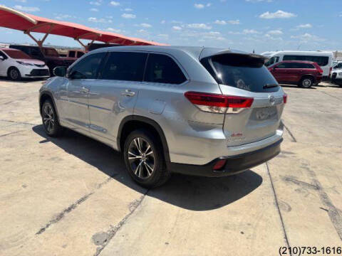 2017 Toyota Highlander LE