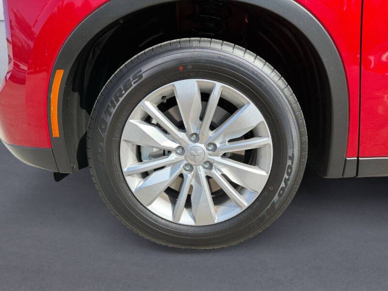 2025 Mitsubishi Outlander ES