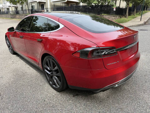 2016 Tesla Model S 90D