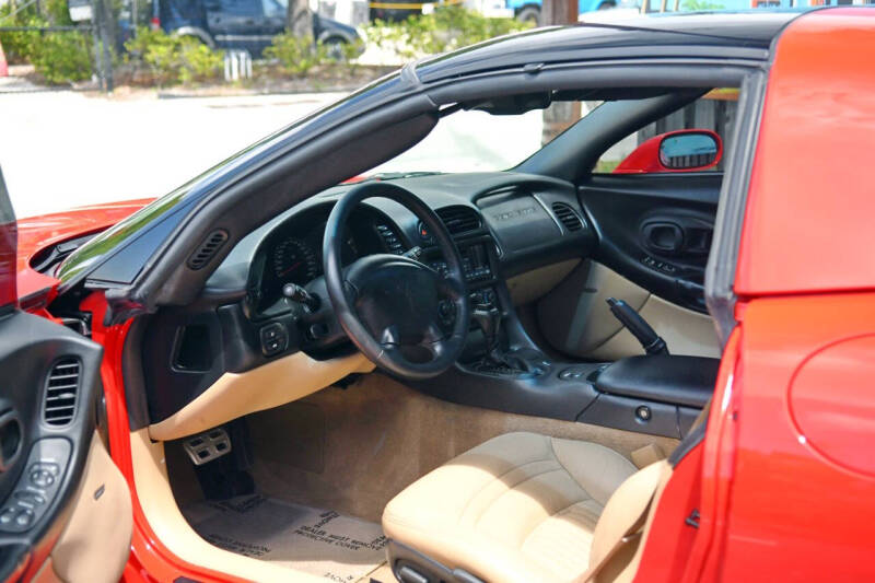 2004 Chevrolet Corvette