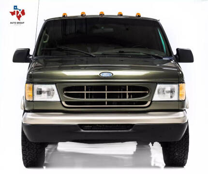 2002 Ford E-Series E-350 SD XLT