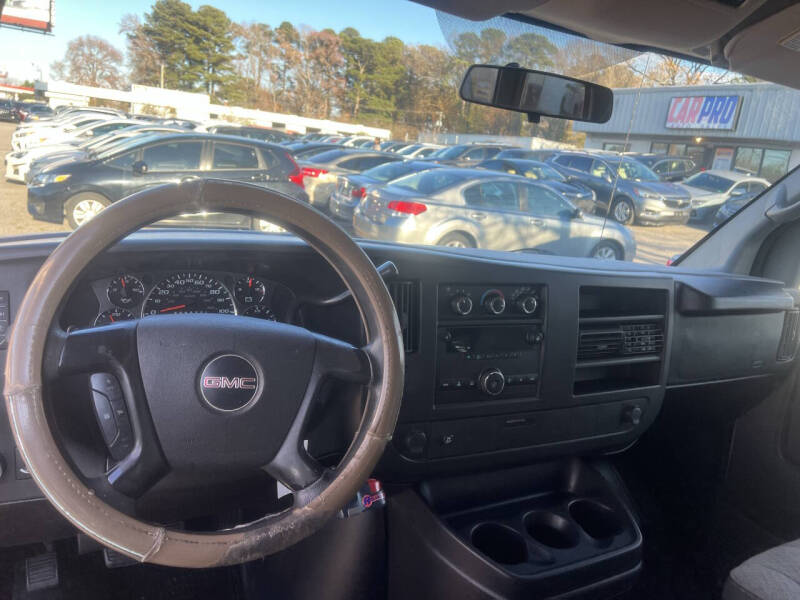 2009 GMC Savana LS 1500