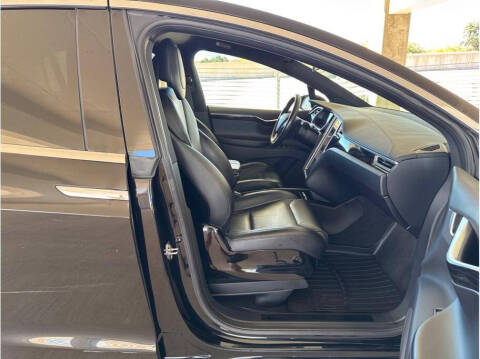 2016 Tesla Model X 90D