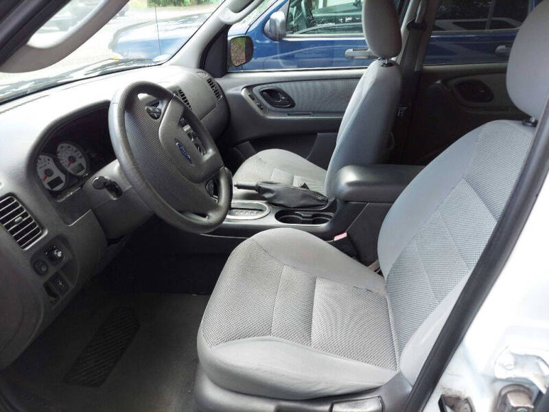 2005 Ford Escape XLT