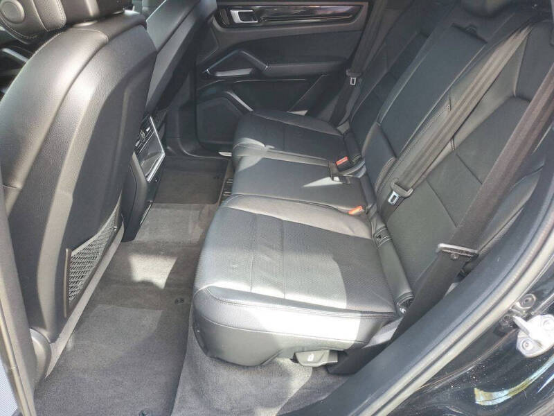 2022 Porsche Cayenne