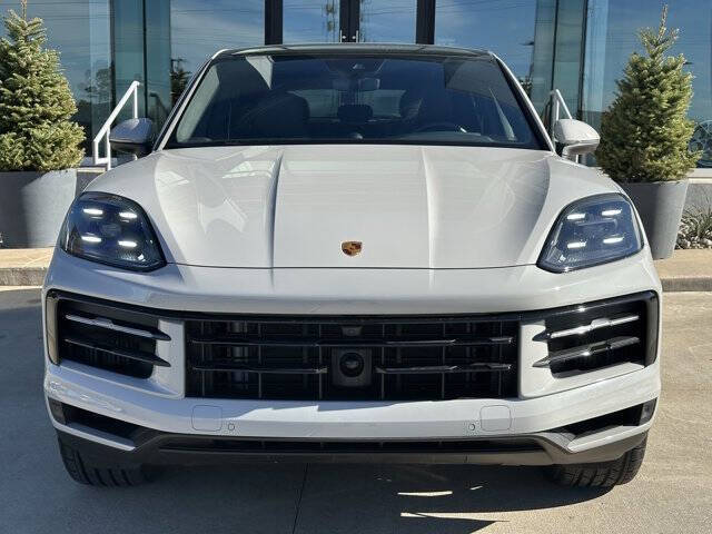 2024 Porsche Cayenne Coupe