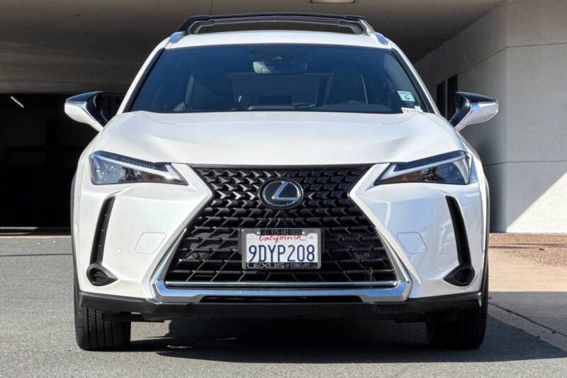 2023 Lexus UX 250h