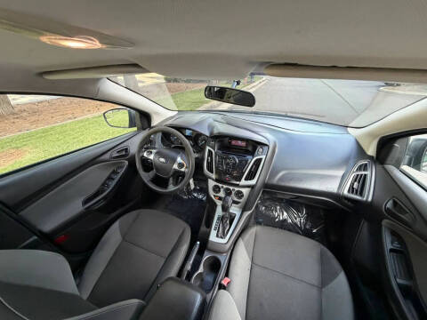 2012 Ford Focus SE