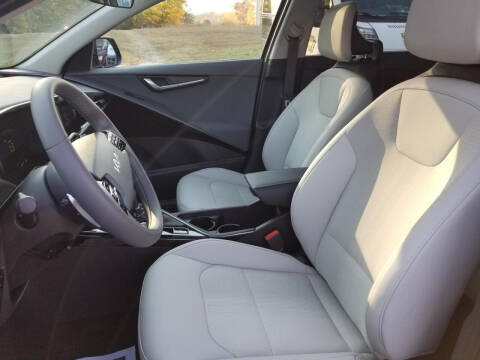 2024 Kia Niro EX Touring