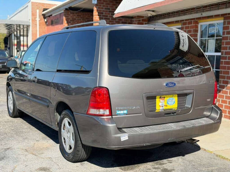 2006 Ford Freestar SE