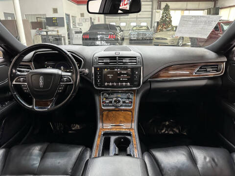 2017 Lincoln Continental Select