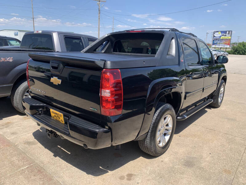 2011 Chevrolet Avalanche LT