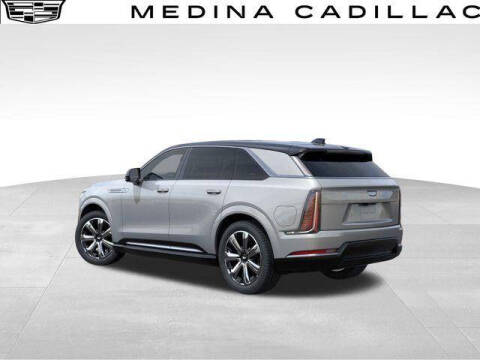 2025 Cadillac Escalade IQ Luxury 2