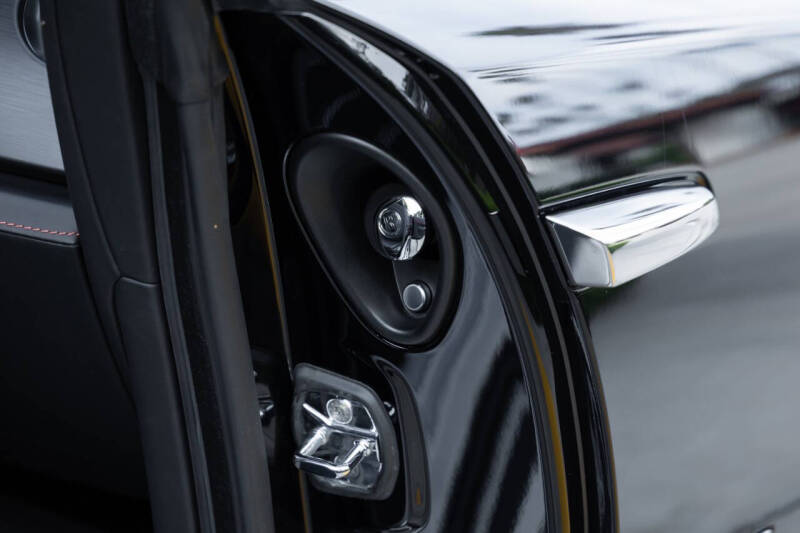 2019 Rolls-Royce Black Badge Dawn