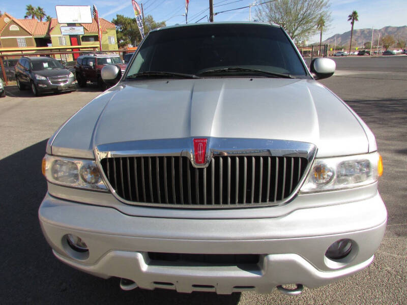 2000 Lincoln Navigator Base photo 8