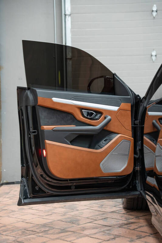 2021 Lamborghini Urus