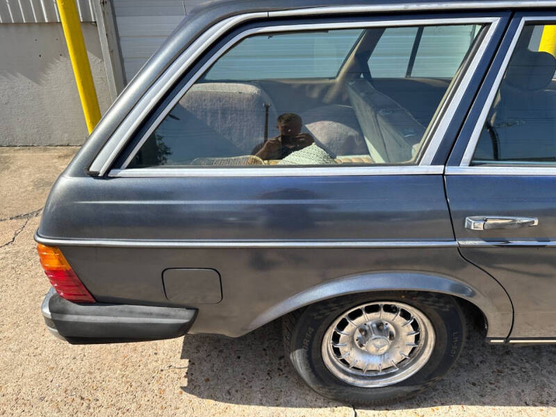 1984 Mercedes-Benz 300-Class 300 TD