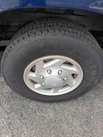 2009 Ford E-Series E-250