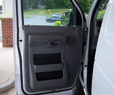 2010 Ford E-Series E-350 SD