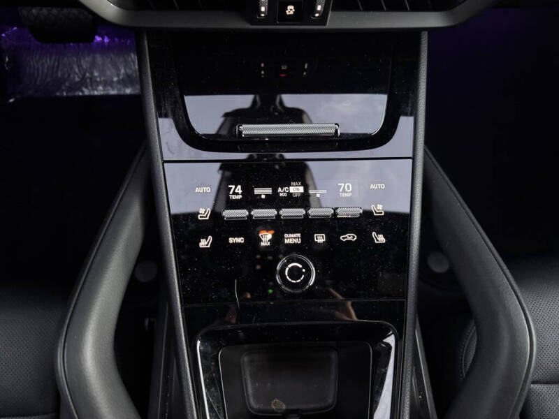 2025 Porsche Cayenne