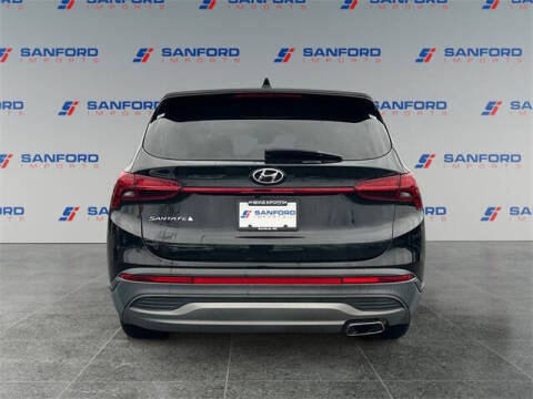 2021 Hyundai Santa Fe SE
