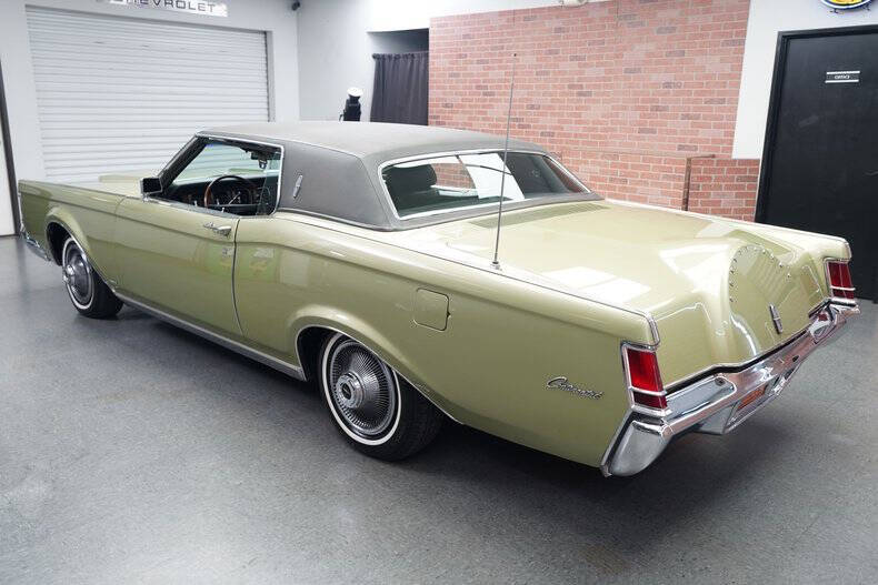 1969 Lincoln Continental