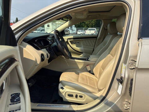 2018 Ford Taurus Limited