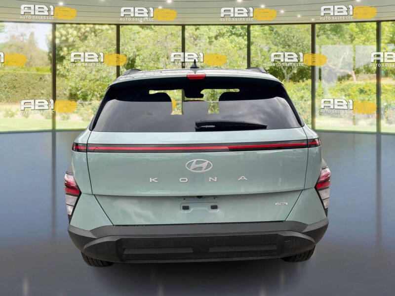 2025 Hyundai Kona SEL