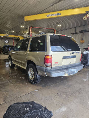 2000 Ford Explorer XLT