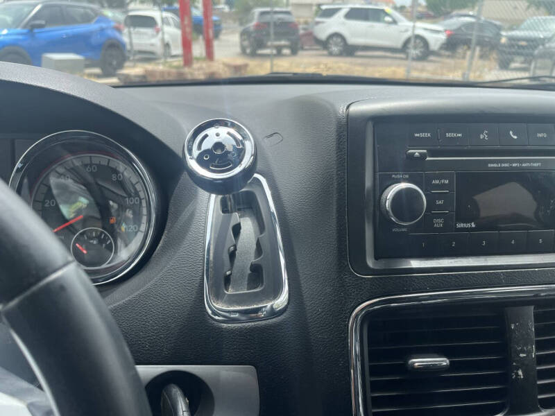 2015 Dodge Grand Caravan SE