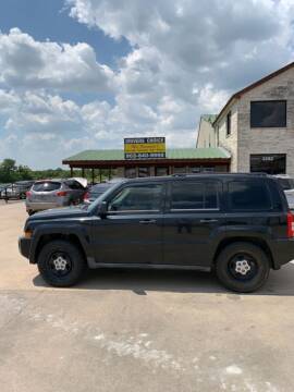 2009 Jeep Patriot for sale at Driver's Choice in Sherman TX