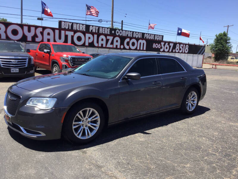 2017 Chrysler 300 Limited