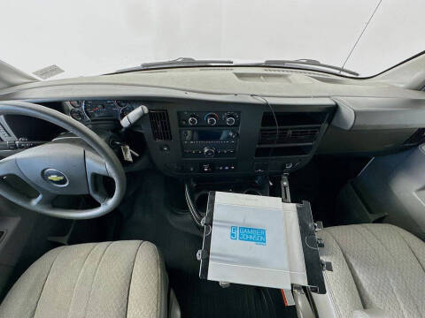 2021 Chevrolet Express 2500