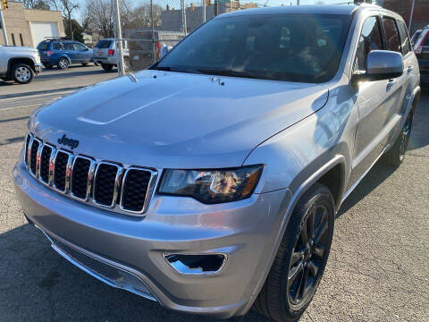 2018 Jeep Grand Cherokee for sale at International Auto Sales and Service in Detroit MI