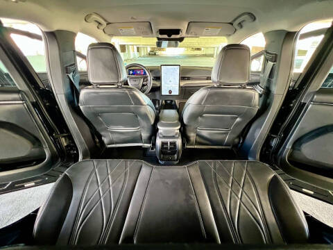 2022 Ford Mustang Mach-E Select