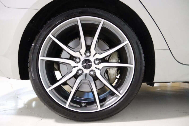 2025 Genesis G70