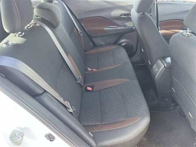 2024 Nissan Kicks SR