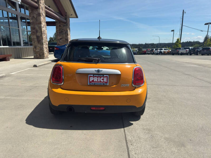 2015 MINI Hardtop 2 Door Cooper
